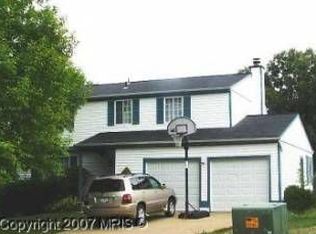 13613 Rush Dr, Woodbridge, VA 22192
