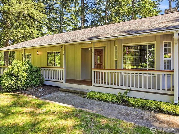 4th image of 322 Country Estates Drive W