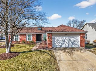 2549 Westglen Farms Dr, Ballwin, MO 63011