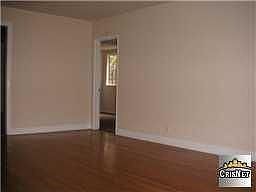 4th image of 14339 Magnolia Blvd