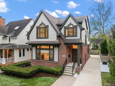 855 Wallace St, Birmingham, MI, 48009