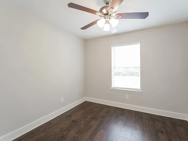 15819 E Park Ct — Photo 13