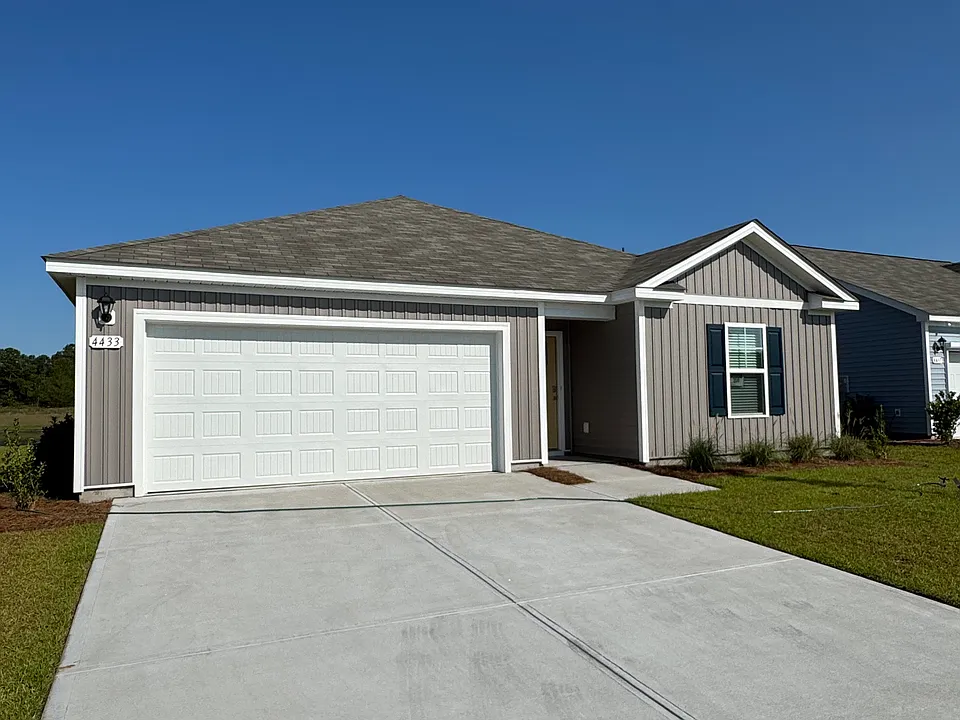 4433 E Coast Ln