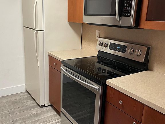 5th image of 7204 Fairway Dr APT I26
