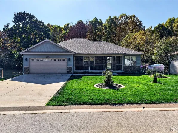 132 Sycamore Dr, Saint Robert, MO 65584
