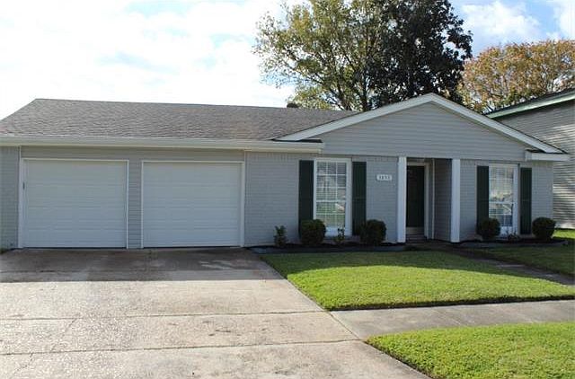 1st image of 3853 N Deerwood Dr