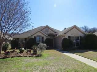 1572 Flying Jib Dr, Azle, TX 76020