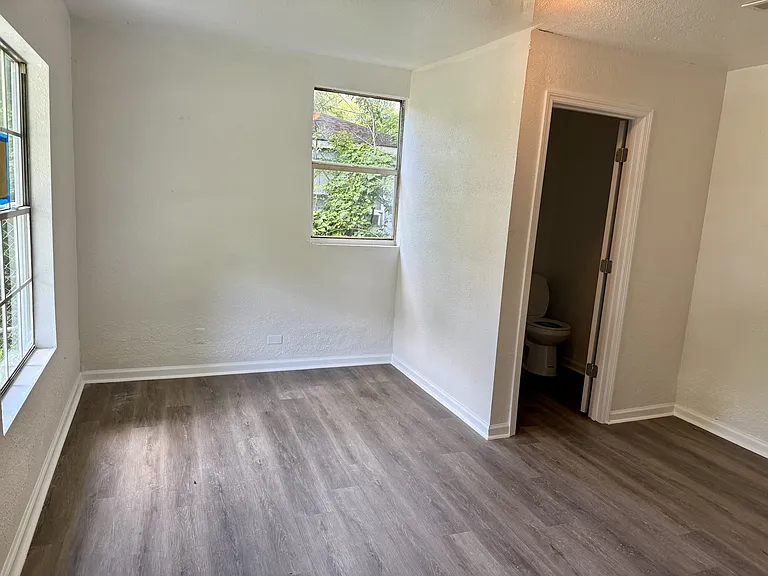 7213 Naples Ave — Photo 12