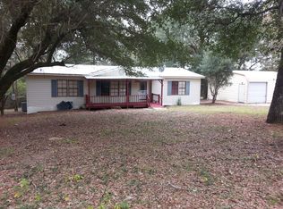 87 Harry Davis Rd, Lumberton, MS 39455