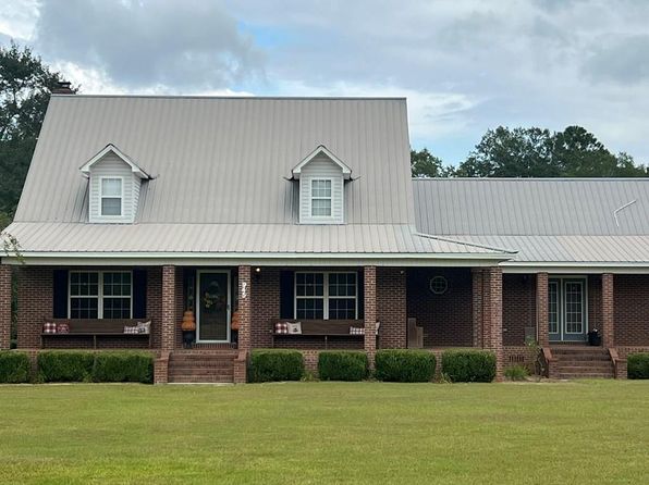 945 W B Parks Rd, Ty Ty, GA 31795