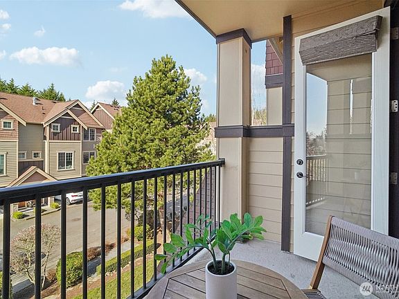 5th image of 19439 1st Avenue S #E3