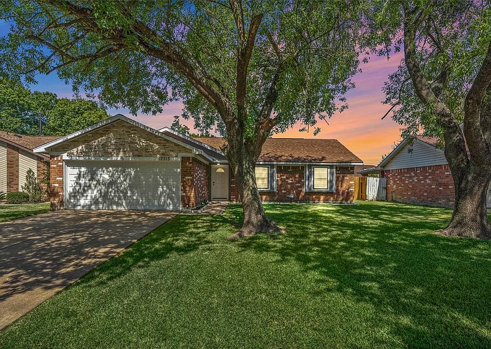 1st image of 12515 Versailles Dr