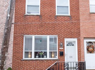 224 Tree St, Philadelphia, PA 19148