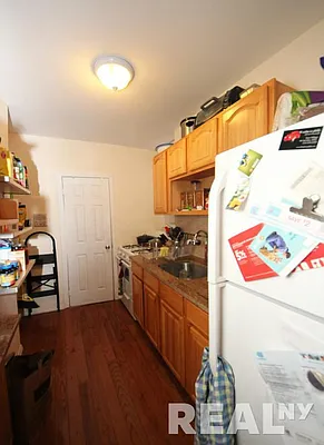 Rented by REAL New York | media 17