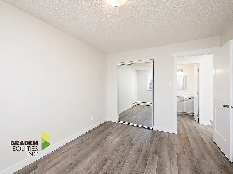 10717 81st Ave NW — Photo 37