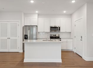 423 13th St NE #8, Washington, DC 20002