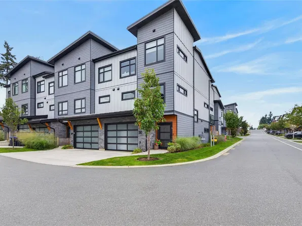 623 Crown Isle Blvd #30, Courtenay, BC V9N 9W1