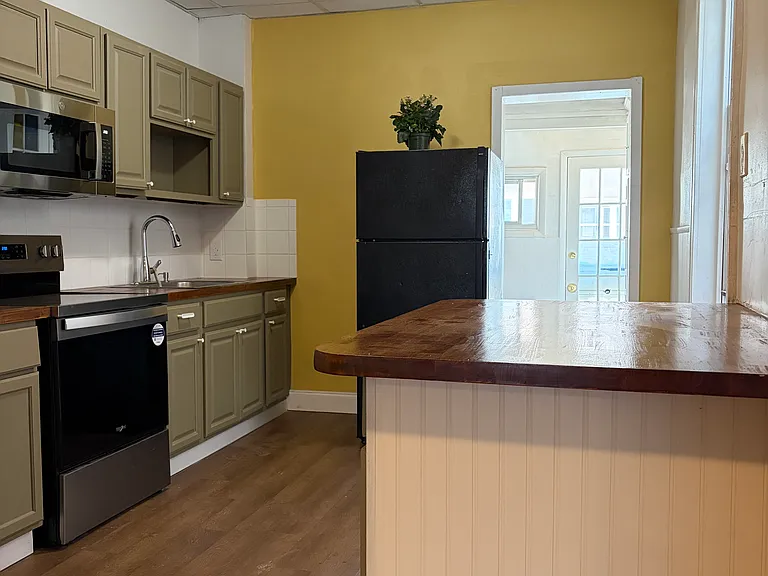 3047 Aramingo Ave — Photo 4