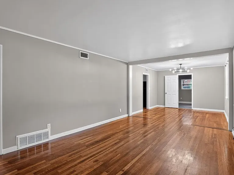 125 Marlborough St — Photo 4