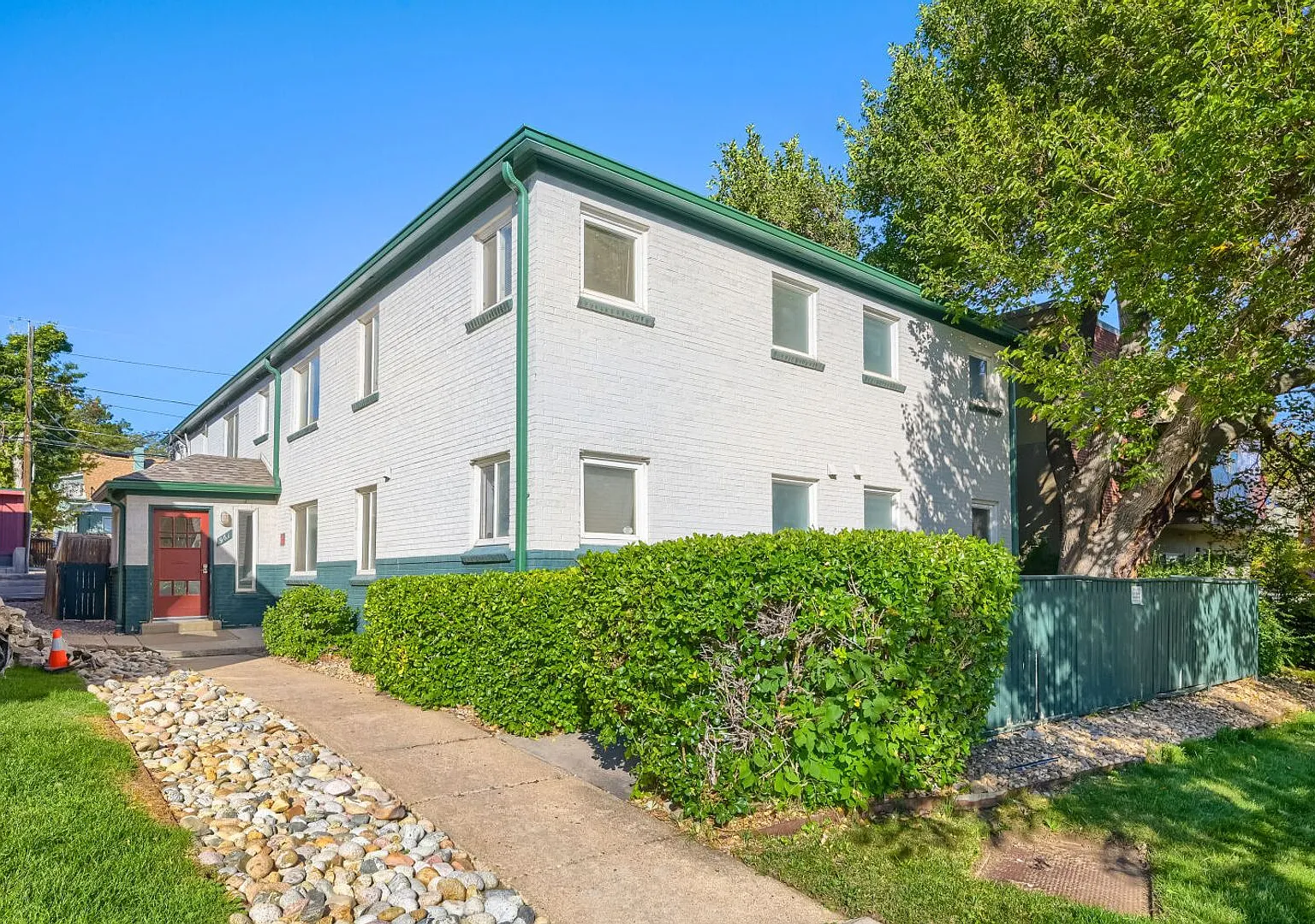 2-Bedroom University Hill Condo Near CU Boulder w/ Brand-New Paint & In-Unit Laundry! — Photo 1