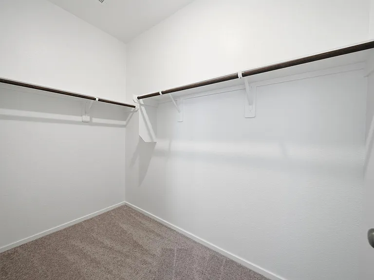 610 Amber Falls Dr — Photo 17