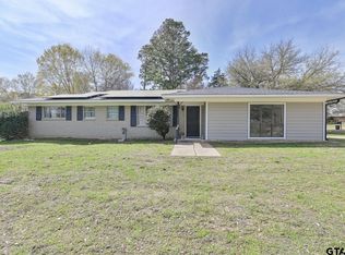 220 Calvert Ln, Gilmer, TX 75645