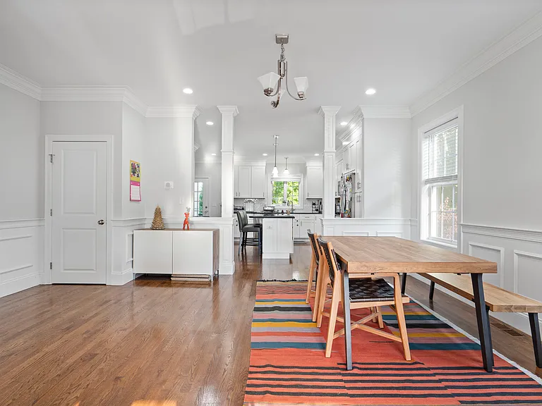 12 Cedar St #2 — Photo 4