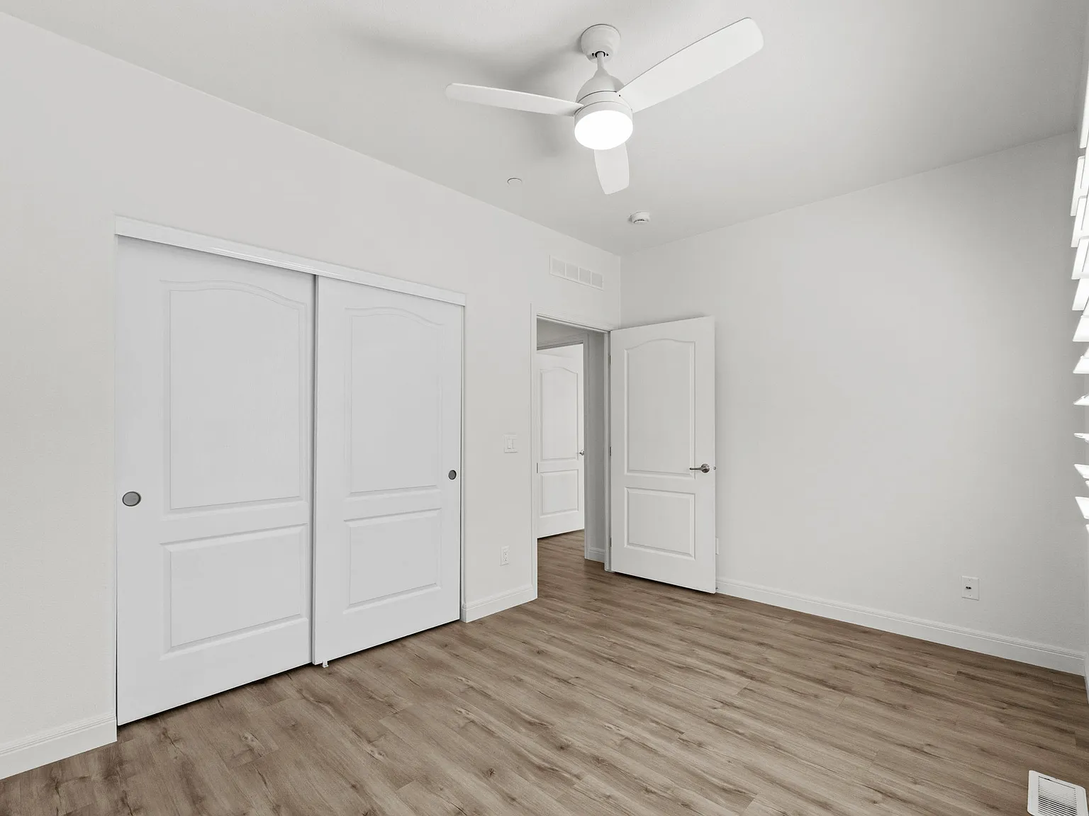 3 bed, 1743 sqft, $3,900 — Photo 3