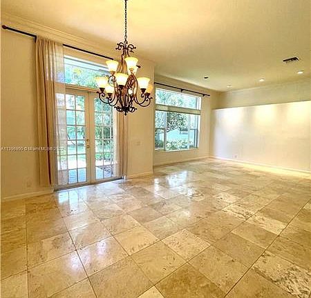4th image of 2577 Bay Pointe Dr #2577