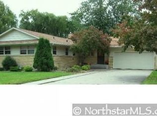 3329 Croft Dr, Saint Anthony, MN 55418