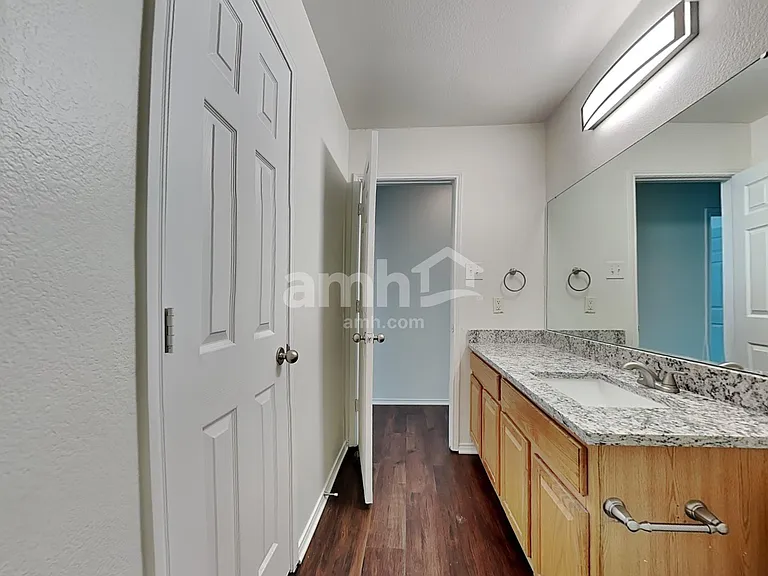 429 Bell Dr — Photo 21