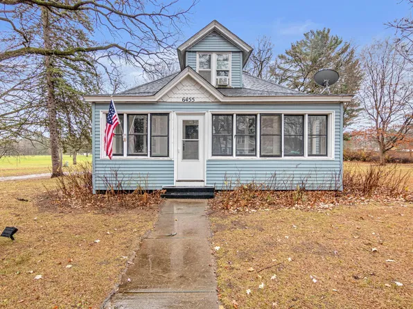 6455 Oak St, North Branch, MN 55056