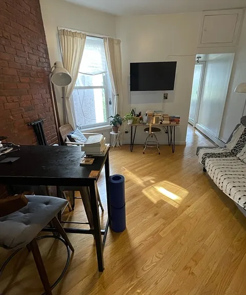 116 E 92nd St #5B — Photo 1