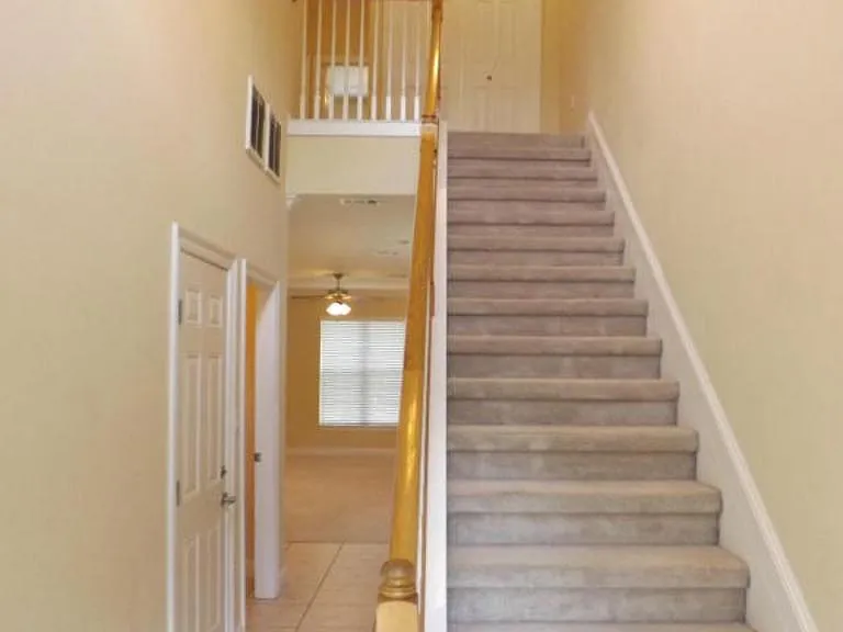 321 Nathey Ave — Photo 11