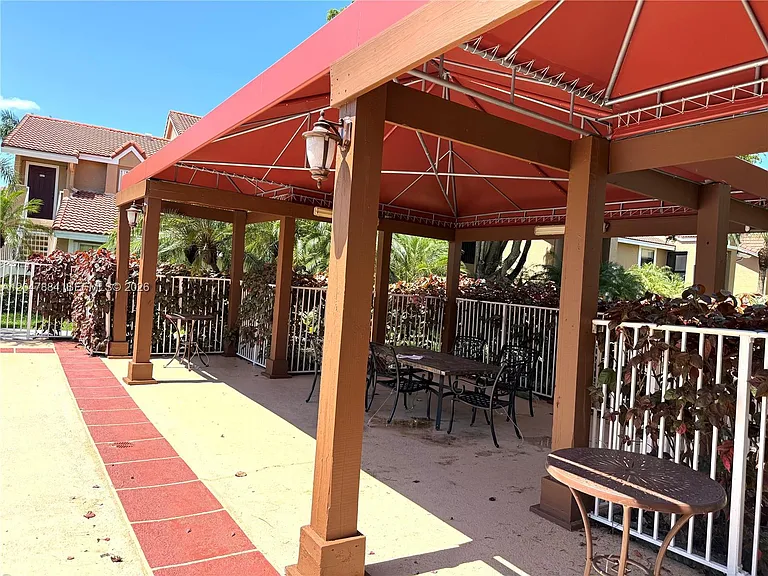 15560 SW 104th Ter #619 — Photo 8