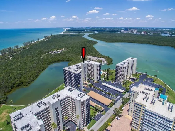 15 Bluebill AVE #606, NAPLES, FL 34108
