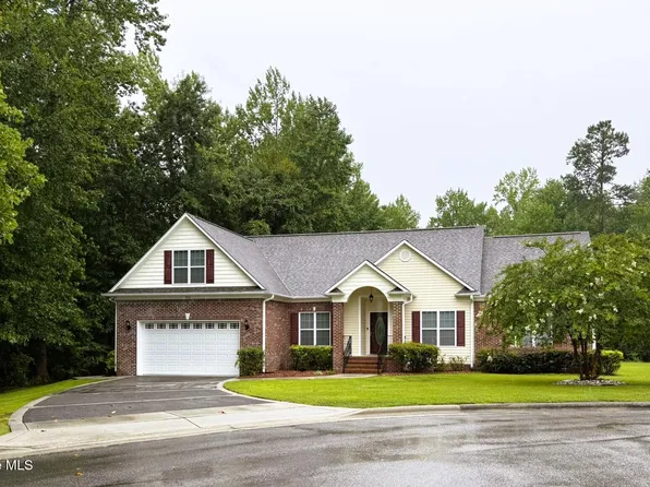 103 Castelnau Court, Jacksonville, NC 28540