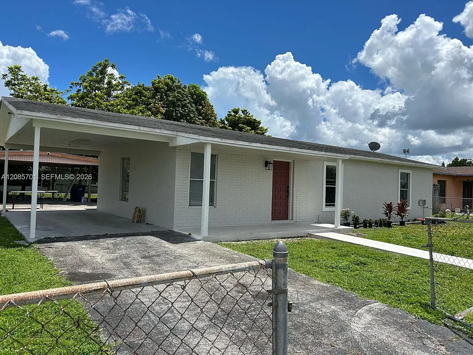 15710 SW 304th St