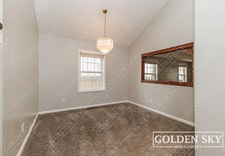 2708 S Mulberry St — Photo 5