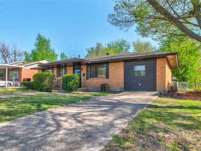 616 NW 1st St, Moore, OK, 73160