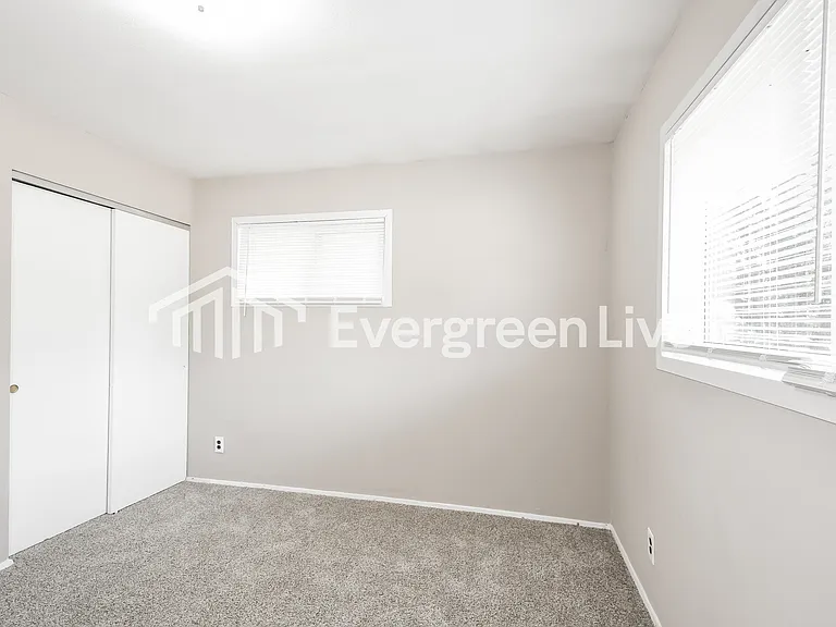1710 Patterson Rd — Photo 12