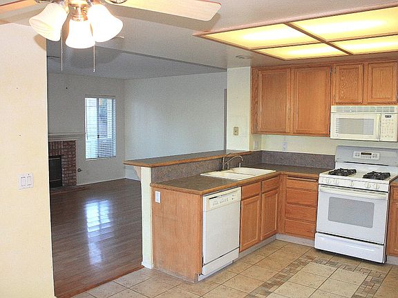 another angle of ktichen