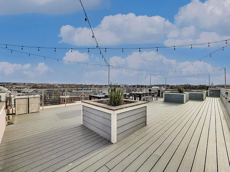1350 Maryland Ave NE #316 — Photo 17