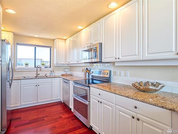 5th image of 30515 G St