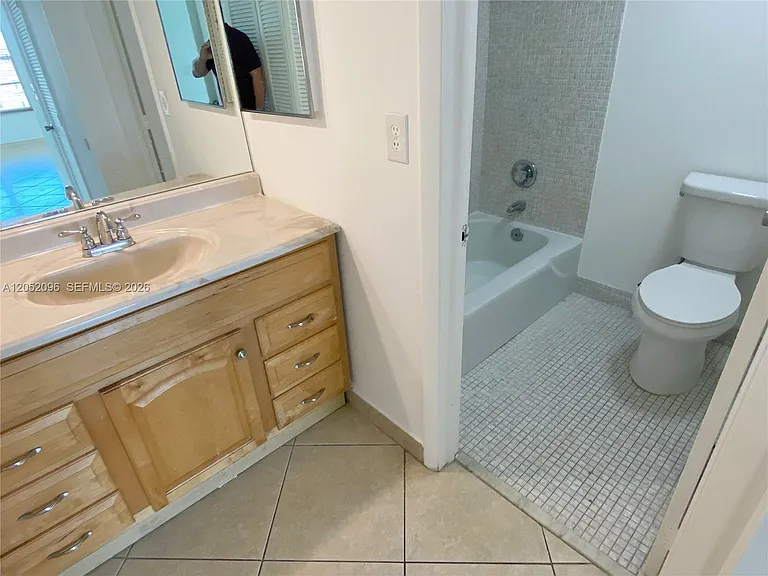 3800 S Ocean Dr #611 — Photo 8