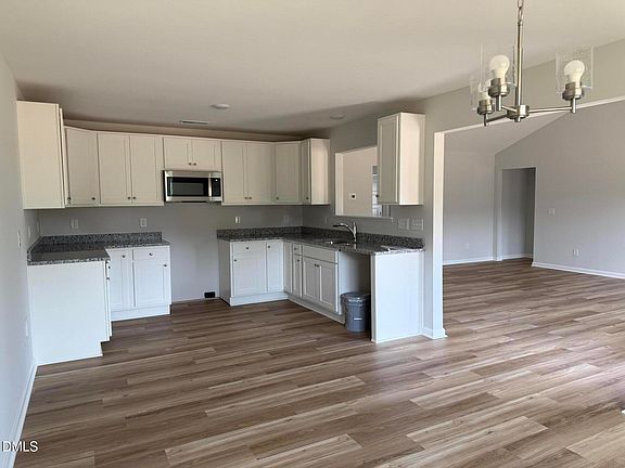 5th image of 204 Boston River Dr Lot 10