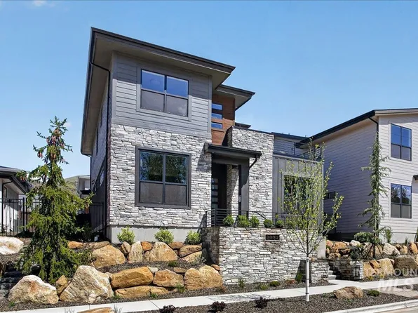 3450 W Neville Ranch Dr, Boise, ID 83714