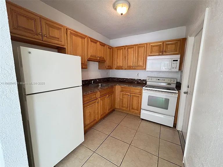 8287 NE Miami Ct #101 — Photo 1