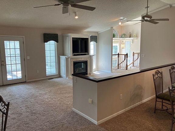 4th image of 4932 Lake View Dr