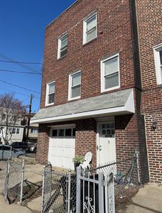 1 Egan Ct, Bayonne, NJ, 07002